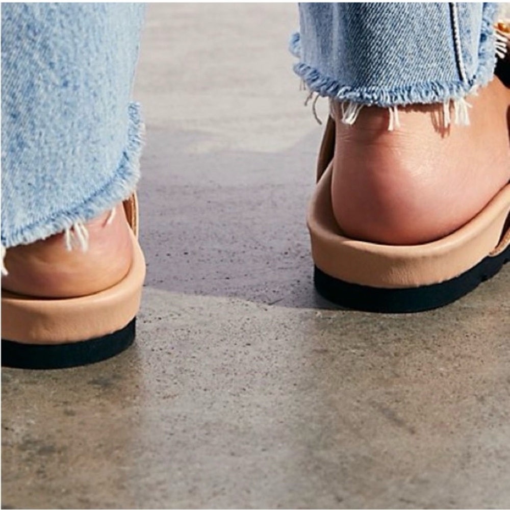 Alohas x Free People Fireplace Chain Clog – Bone Beige | Size 8 | Made in Spain - Picture 9 of 9